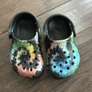 Crocs size 5toddler.